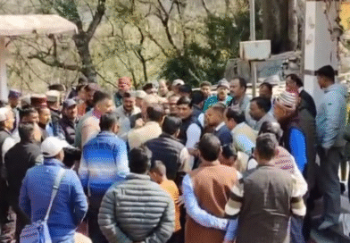 नंदादेवी राजजात के आयोजन को लेकर कुलसारी काली मंदिर में हुई बैठक में बढा विवाद