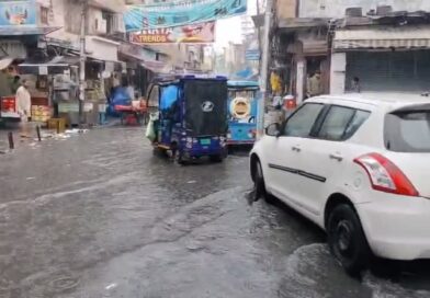 अचानक मौसम ने ली करवट, हरिद्वार में झमाझम बारिश से मिली गर्मी से निजात, जलभराव से लोग परेशान